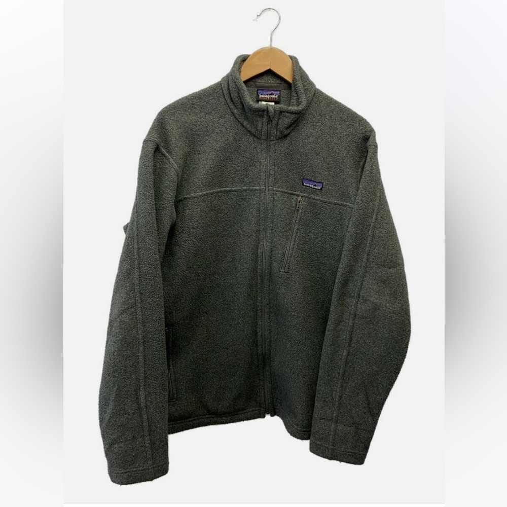 Patagonia synchilla full zip fleece jacket in charcoal gray L
